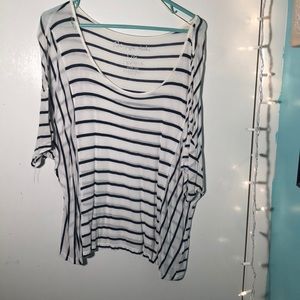 Aeropostale oversized top